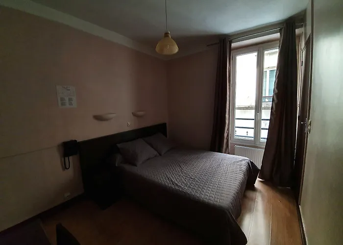 Anya Отель Париж