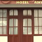 Hotel Anya