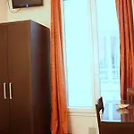 Hotel Anya 2*